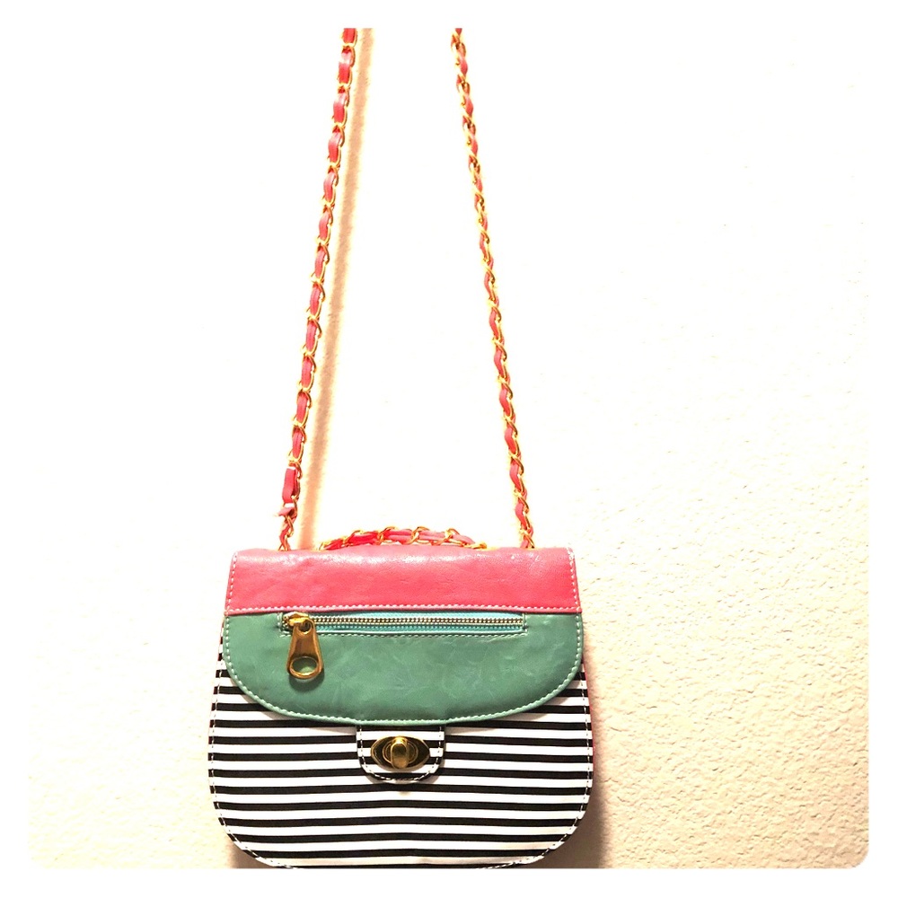 ModCloth | Cupcake Contest Crossbody Bag